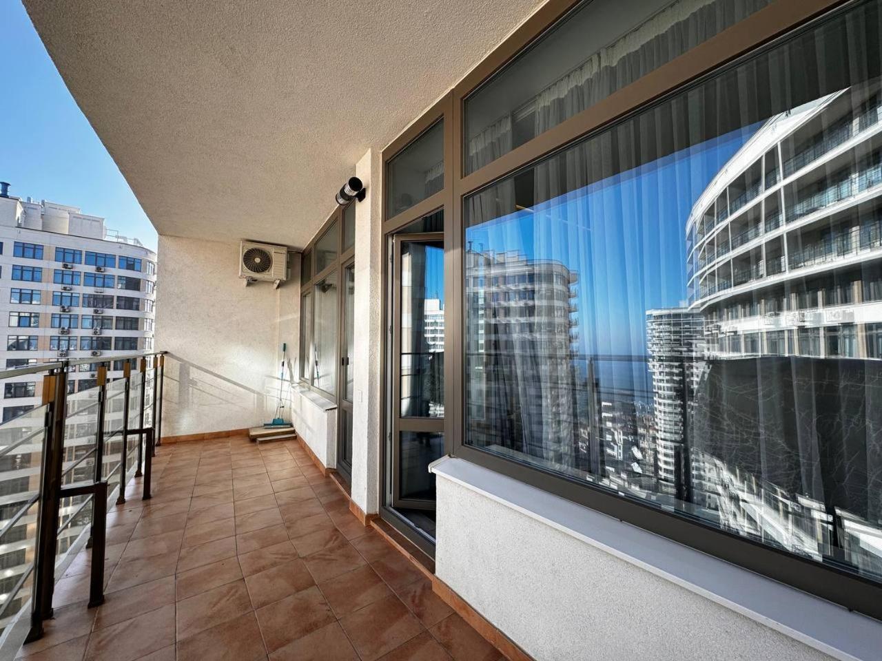 48 Pearl Cozy Apartment Одесса Экстерьер фото
