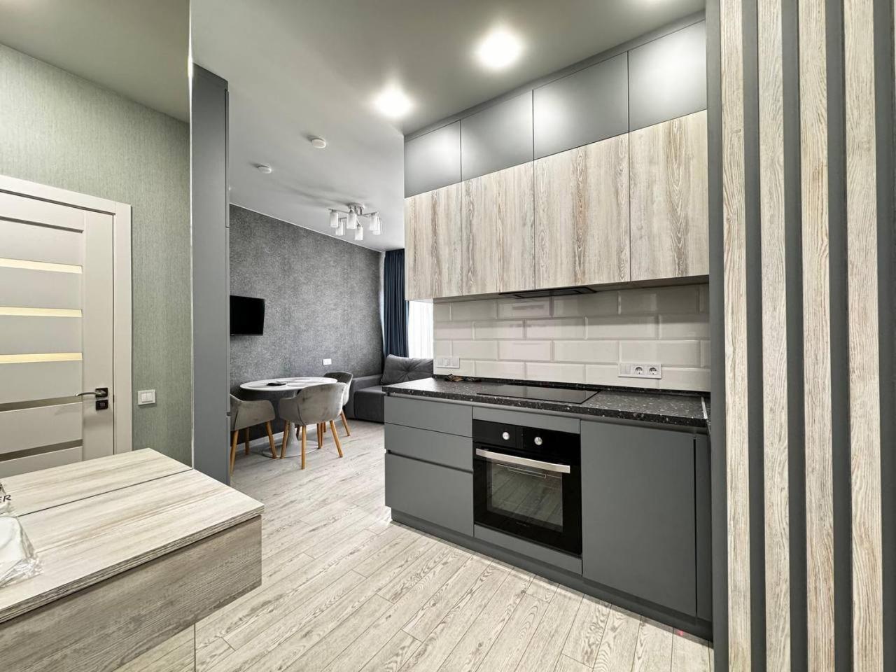 48 Pearl Cozy Apartment Одесса Экстерьер фото