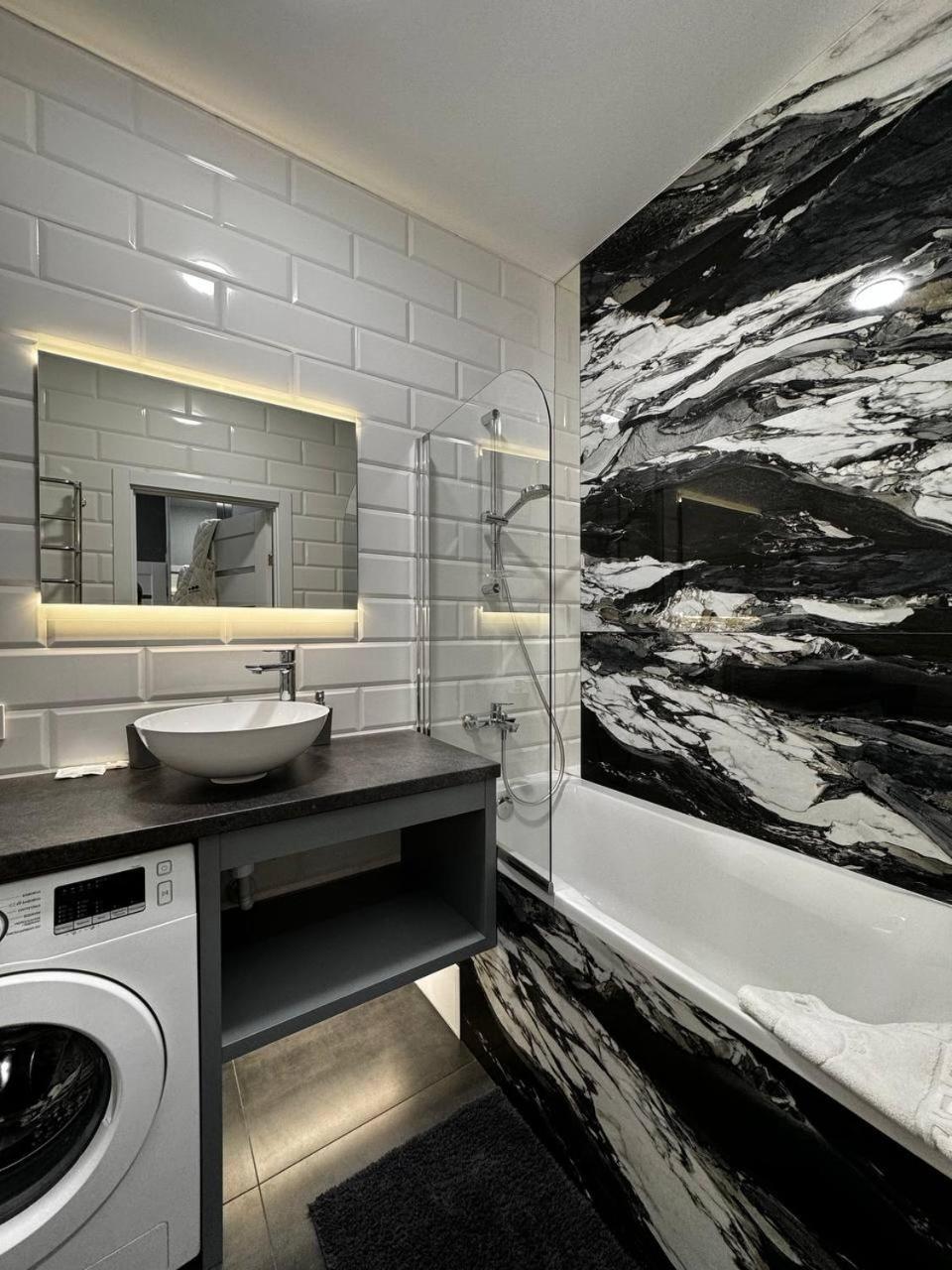 48 Pearl Cozy Apartment Одесса Экстерьер фото
