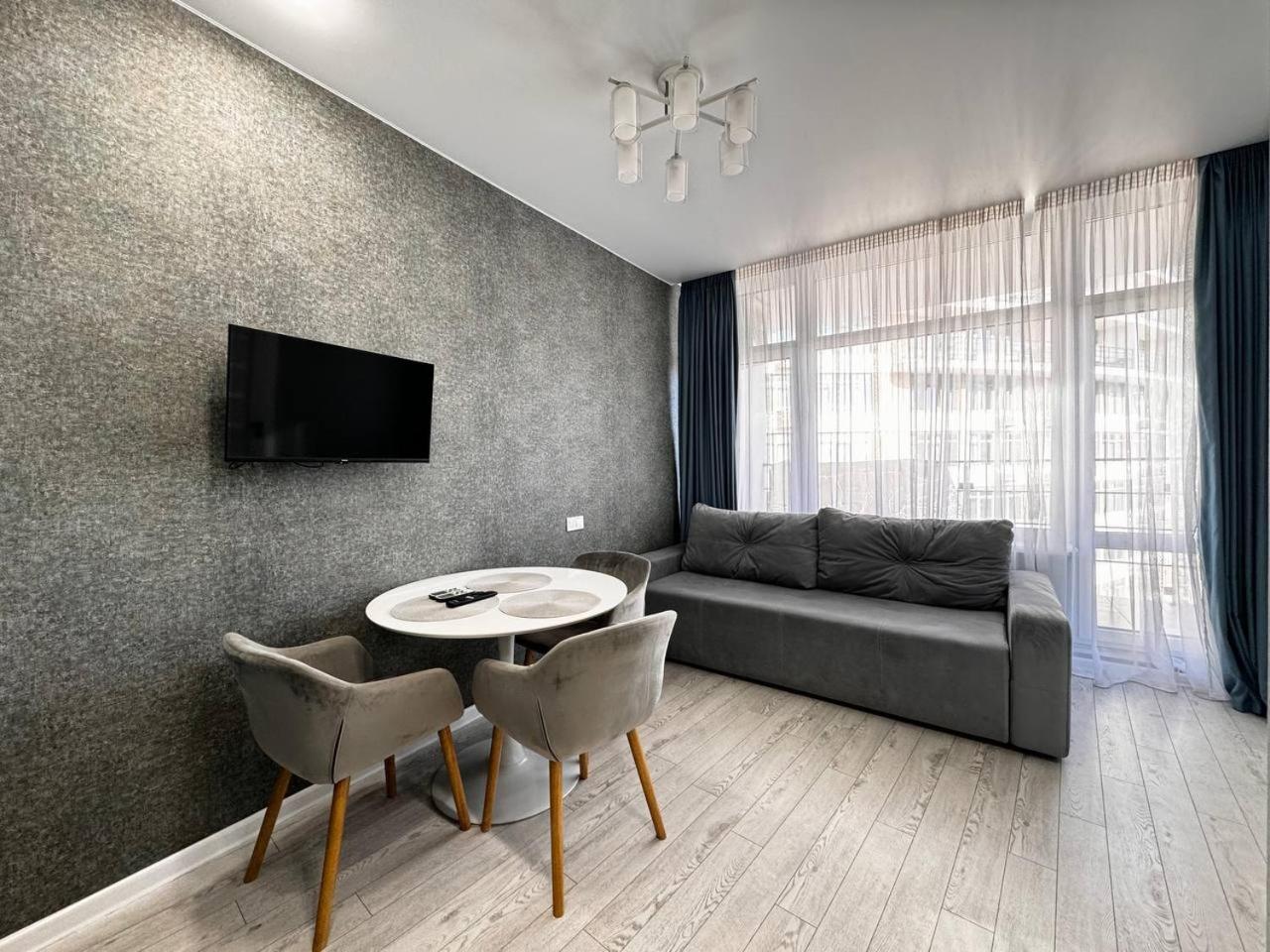 48 Pearl Cozy Apartment Одесса Экстерьер фото